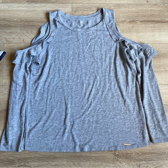 Michael Kors top lot teeshirt & cold shoulder long sleeve medium - Picture 2 of 13